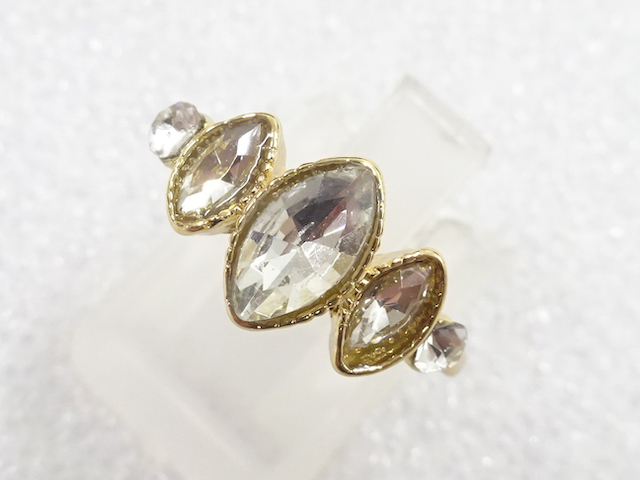 JAPANESE KIMONO / ANTIQUE CRYSTAL RING (SIZE 13)